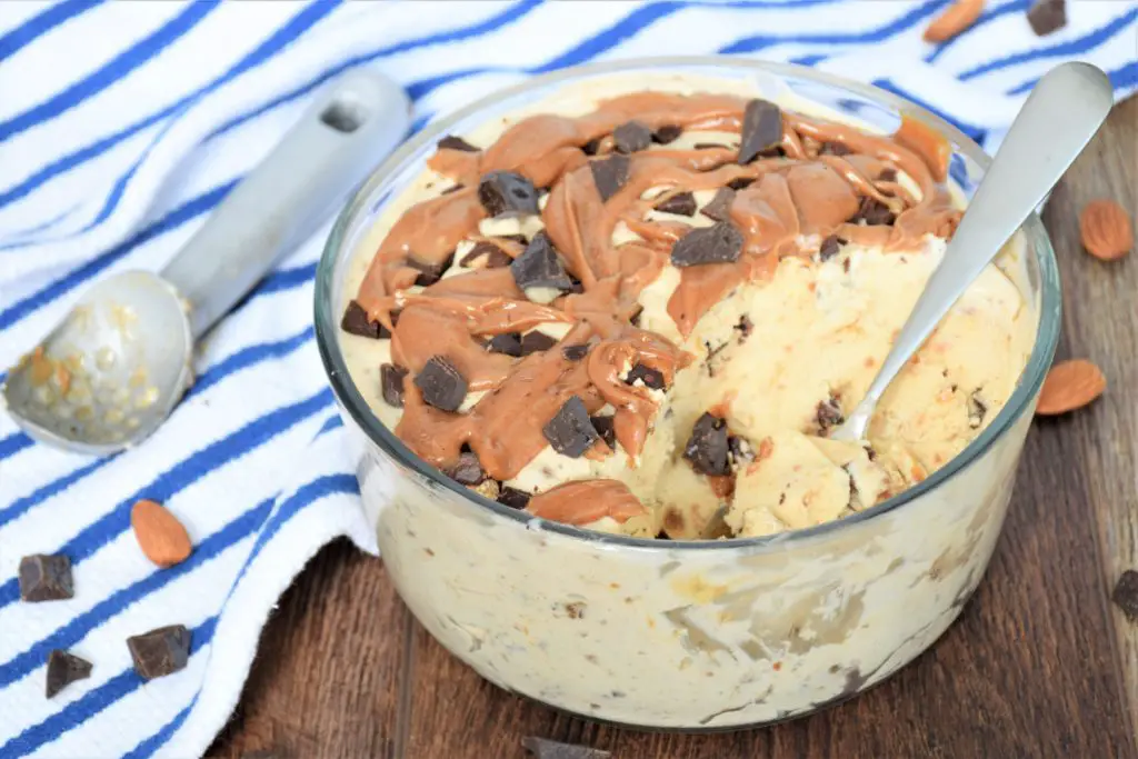 almond amazingness ice cream with spoon