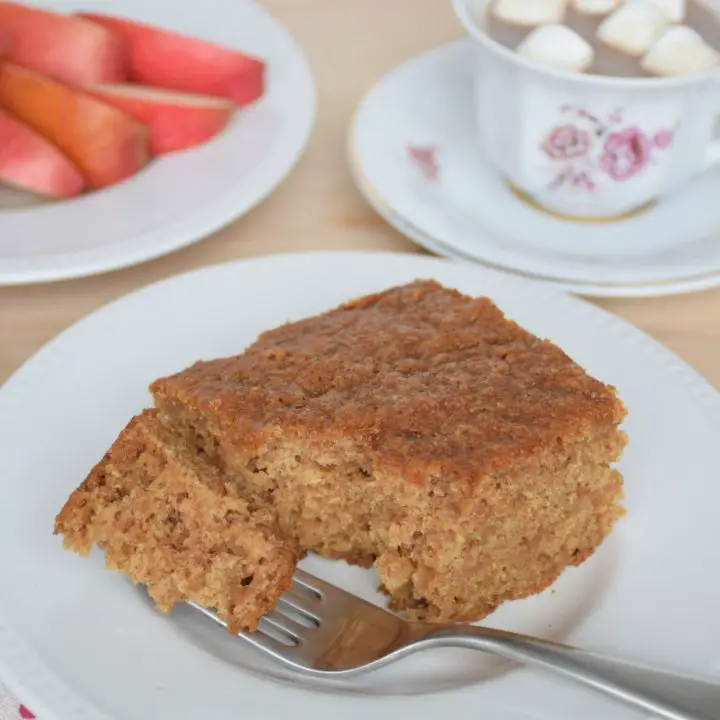 Applesauce cinnamon snack cake