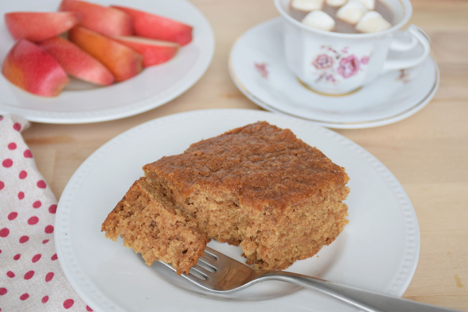 Cinnamon Applesauce Snack Cake