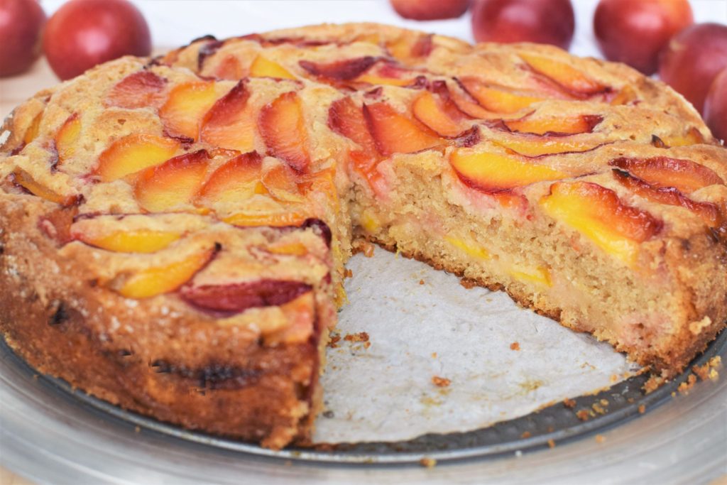 Plum cake from springform pan, cut into - this bread will rise